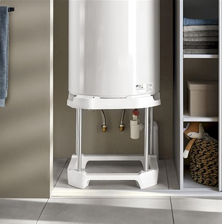 Trépied quadripode hauteur réglable jusqu´à 555 mm pour chauffe eau mural de 50 à 200L (Ø 500 à 575 mm)