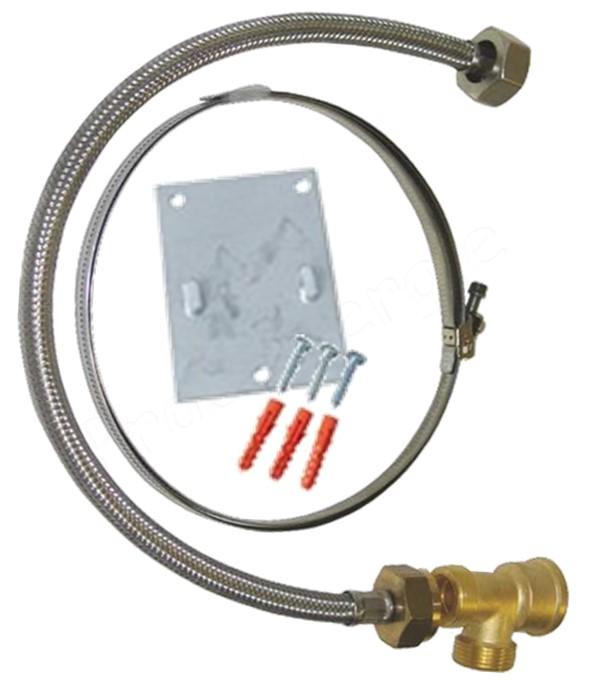 Kit pour vase sanitaire maxi. 18 litres - fixation murale et de branchement d´un vase sanitaire (chauffe eau)